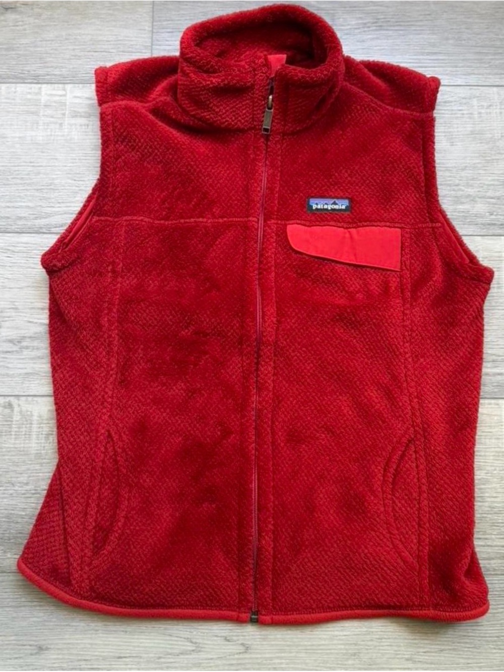 Patagonia Red Fleece Full-Zip Vest. Size L.